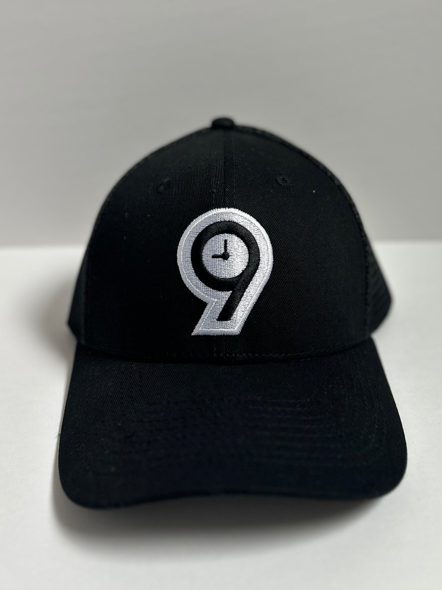 #ANOTHER9 Logo Flexfit Black & White