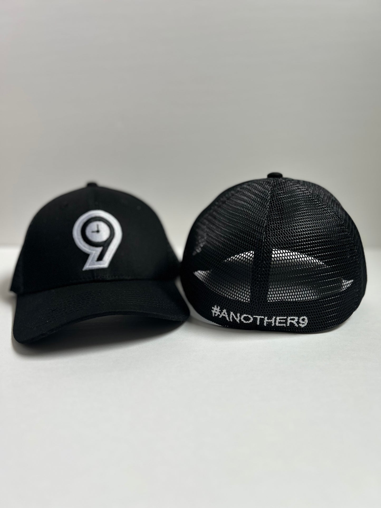 #ANOTHER9 Logo Flexfit Black & White
